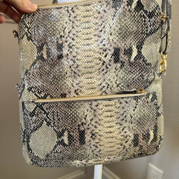 Lodis 100% Leather Snakeskin Print Crossbody Multi-carrying Option Purse - Picture 4 of 8